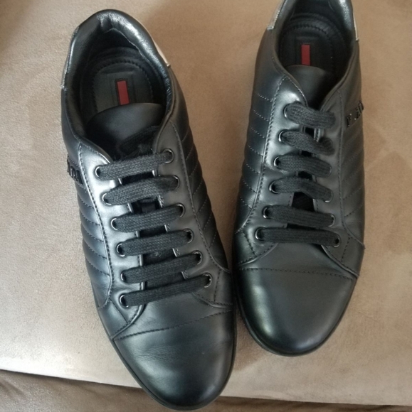Authentic Prada Sneakers, size 38.5 / size 6 men - Picture 8 of 11